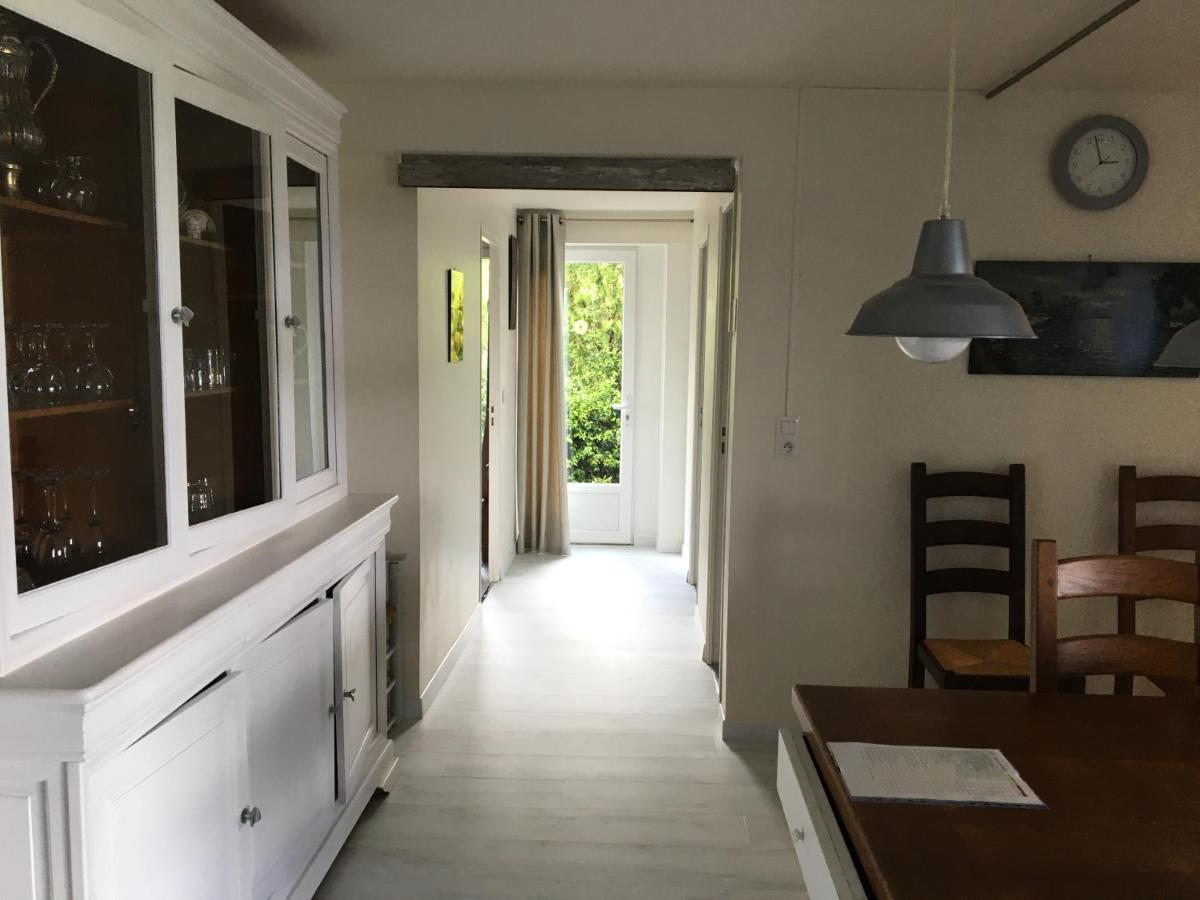 Les Gites De La Maison Bleue D'Estialescq Екстериор снимка